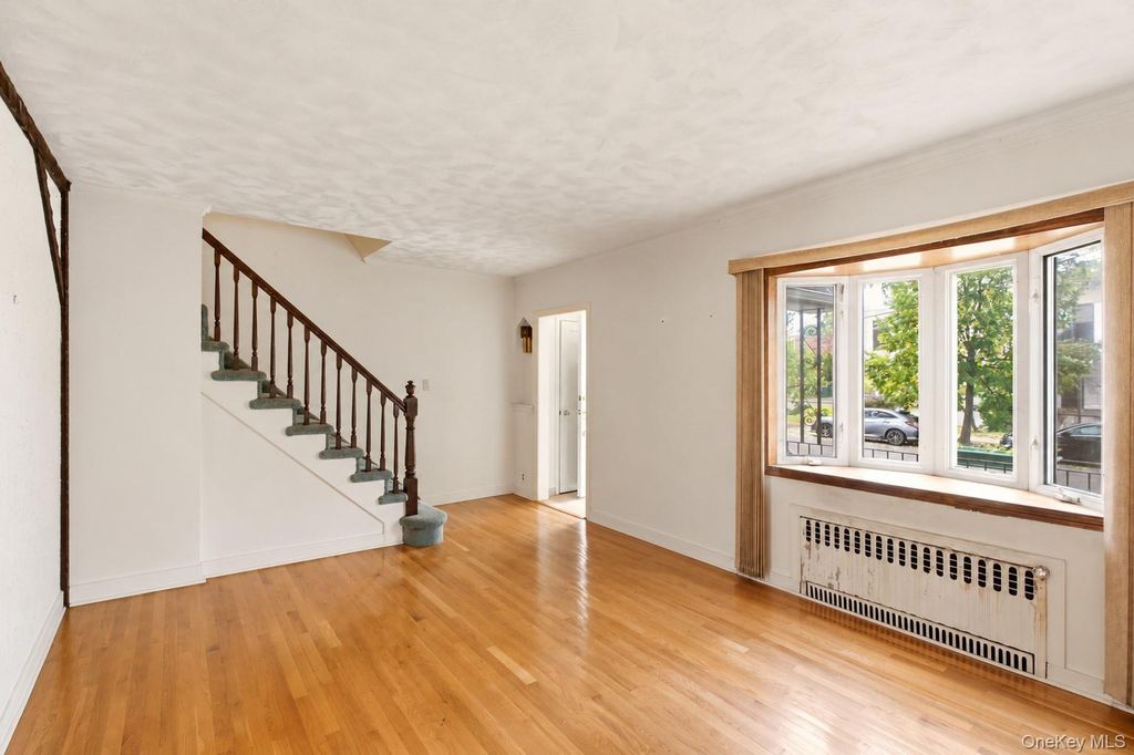 163-68 25th Avenue, Whitestone, NY 11357 — photo 3