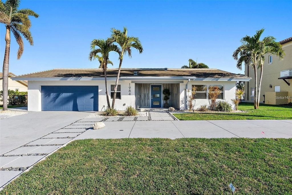 1984 KANSAS AVENUE NE, St Petersburg, FL 33703