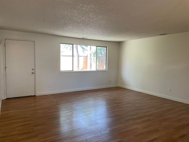 735 Kenyon Street, Medford, OR 97501