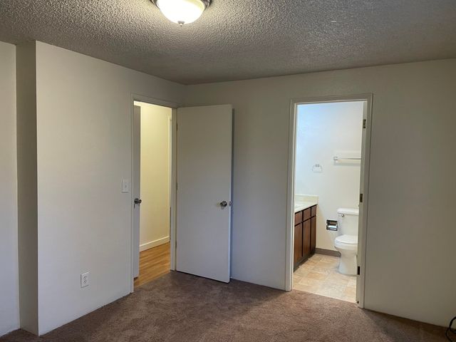 735 Kenyon Street, Medford, OR 97501