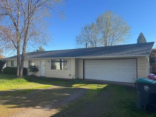 735 Kenyon Street, Medford, OR 97501