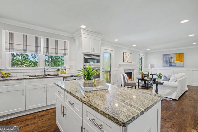 6570 Cherry Tree Lane NE, Sandy Springs, GA 30328