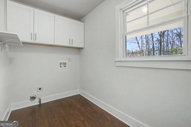 6570 Cherry Tree Lane NE, Sandy Springs, GA 30328