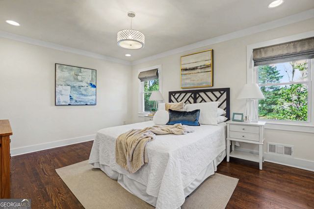 6570 Cherry Tree Lane NE, Sandy Springs, GA 30328