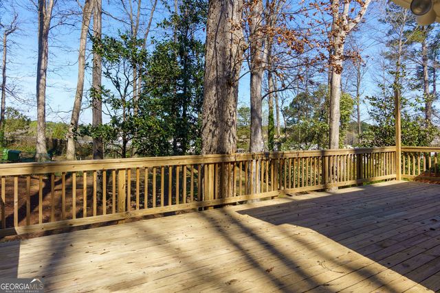 6570 Cherry Tree Lane NE, Sandy Springs, GA 30328