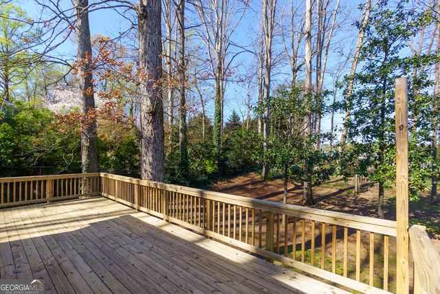 6570 Cherry Tree Lane NE, Sandy Springs, GA 30328