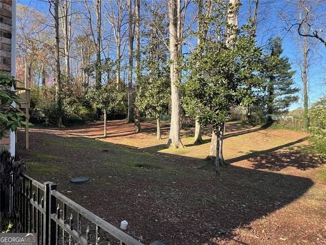 6570 Cherry Tree Lane NE, Sandy Springs, GA 30328