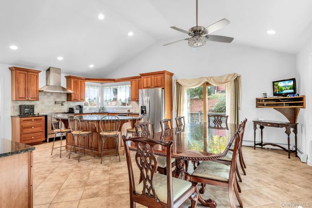 34 Steiner Drive, Mahopac, NY 10541