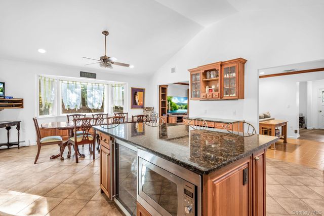 34 Steiner Drive, Mahopac, NY 10541