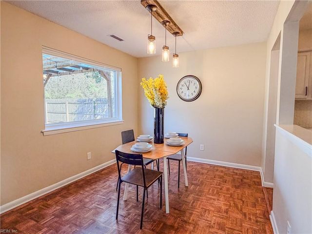 1743 Dylan DR, Virginia Beach, VA 23464