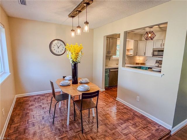 1743 Dylan DR, Virginia Beach, VA 23464