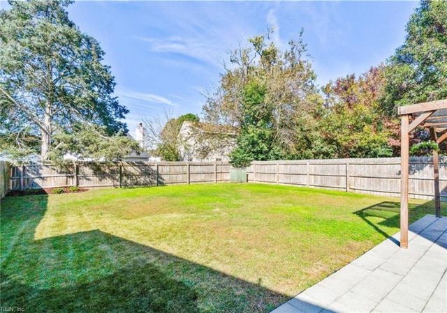 1743 Dylan DR, Virginia Beach, VA 23464