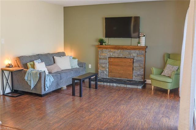 1743 Dylan DR, Virginia Beach, VA 23464