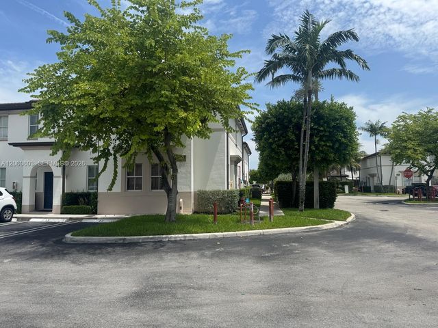 8091 W 36th Avenue 1, Hialeah, FL 33018