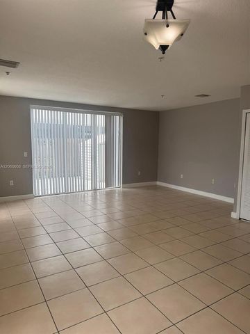 8091 W 36th Avenue 1, Hialeah, FL 33018
