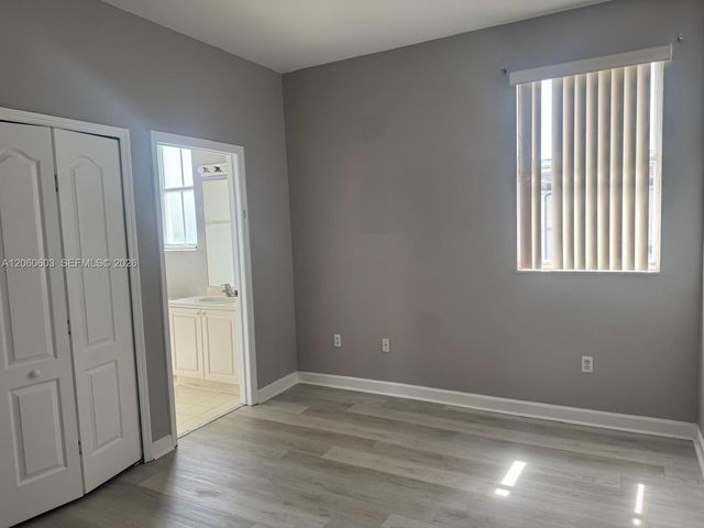 8091 W 36th Avenue 1, Hialeah, FL 33018