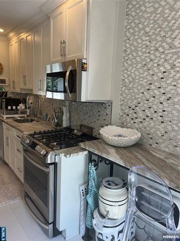 144 7th Street, Cresskill, NJ 07626