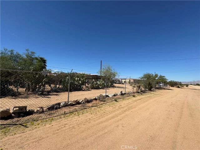 1990 Bourbon, Landers, CA 92285