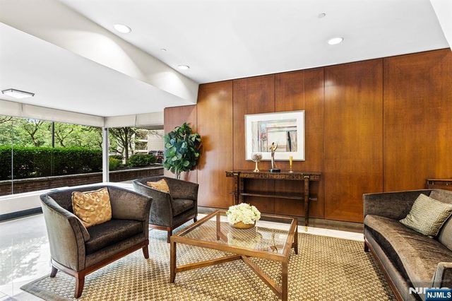 1 Horizon G2, Fort Lee, NJ 07024