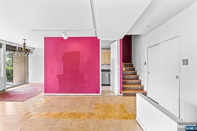 1 Horizon G2, Fort Lee, NJ 07024