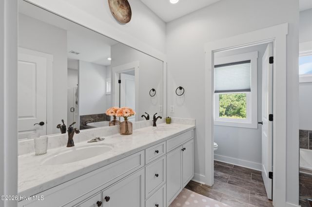 131 Everett Park Trail, Holly Ridge, NC 28445