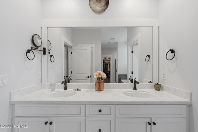 131 Everett Park Trail, Holly Ridge, NC 28445