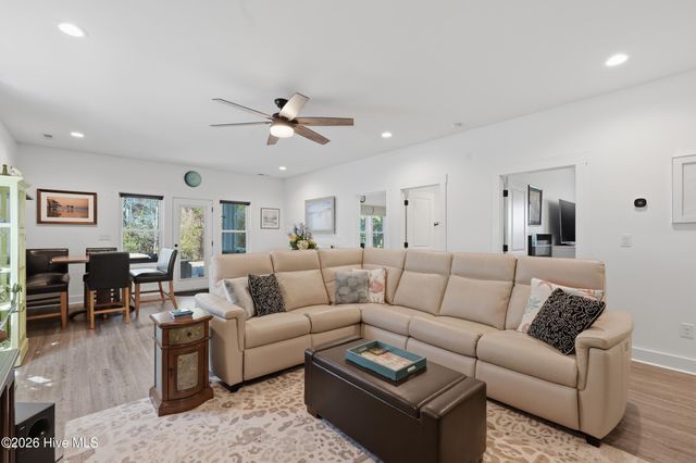 131 Everett Park Trail, Holly Ridge, NC 28445