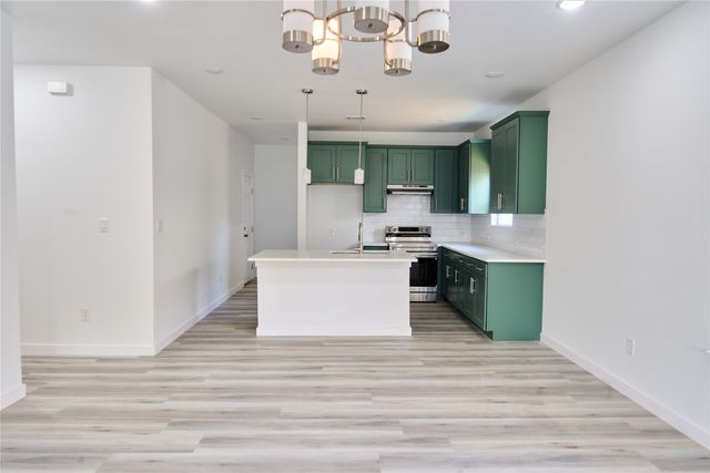 1405 E Maddox Avenue, Fort Worth, TX 76104