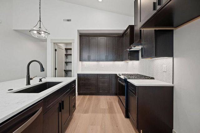 2699 Village Center Way, Grand Junction, CO 81506