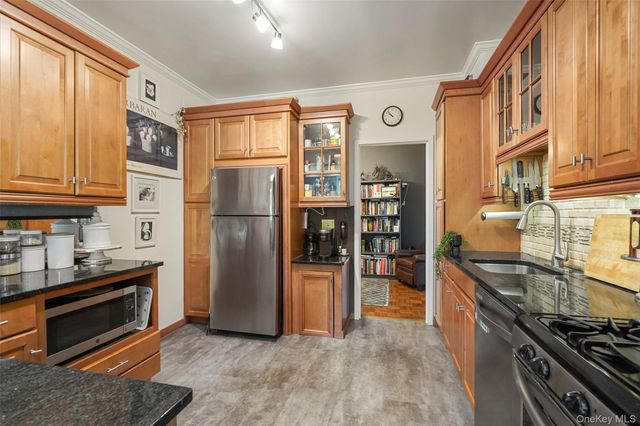 16 Rockledge Avenue 2D-1, Ossining, NY 10562