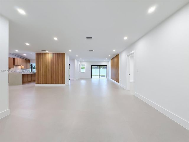 15804 SW 82nd Court, Palmetto Bay, FL 33157