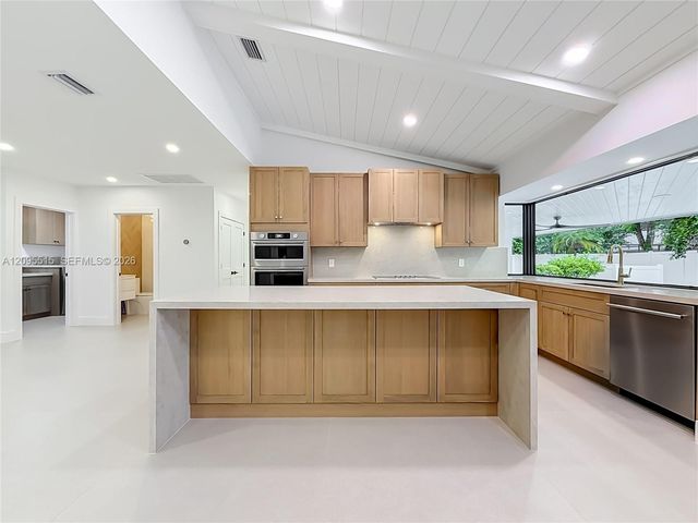 15804 SW 82nd Court, Palmetto Bay, FL 33157