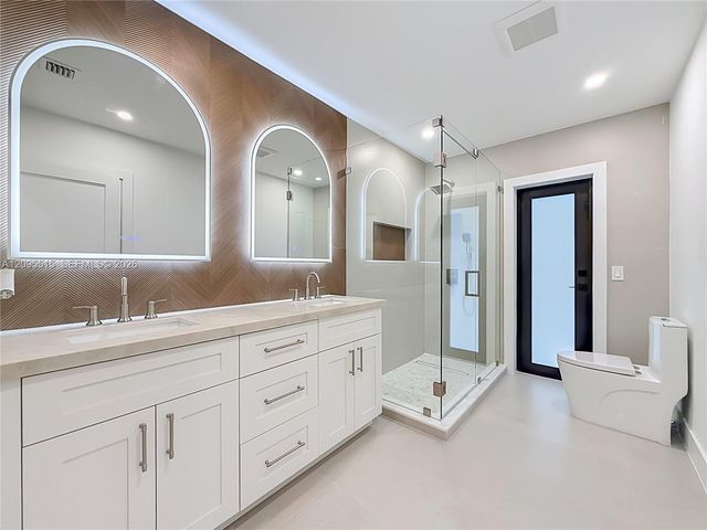 15804 SW 82nd Court, Palmetto Bay, FL 33157