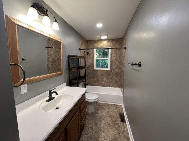 3019 Friendship Rd, Cross Plains, TN 37049