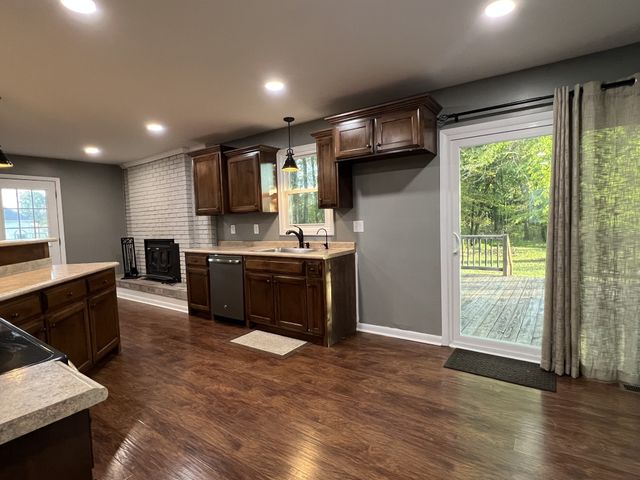 3019 Friendship Rd, Cross Plains, TN 37049