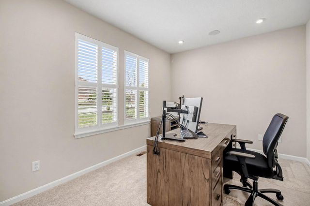 2220 Amici Drive, Covington, KY 41017