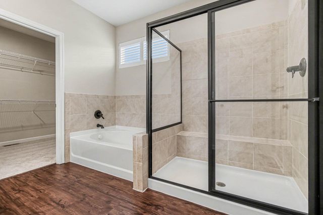 2220 Amici Drive, Covington, KY 41017