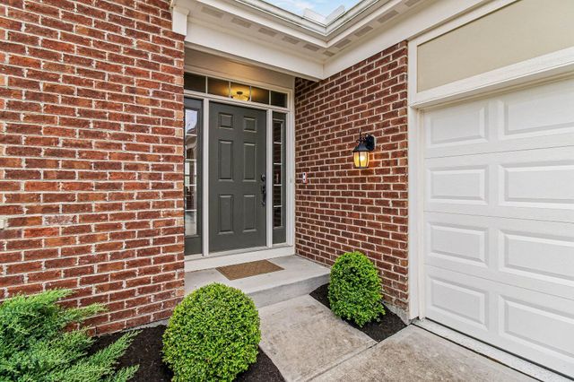 2220 Amici Drive, Covington, KY 41017
