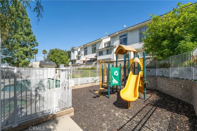 11150 Glenoaks 307, Pacoima, CA 91331