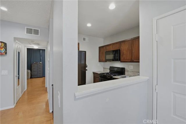 11150 Glenoaks 307, Pacoima, CA 91331