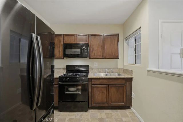 11150 Glenoaks 307, Pacoima, CA 91331