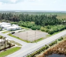 11981 Scallop DR, Cape Coral, FL 33991