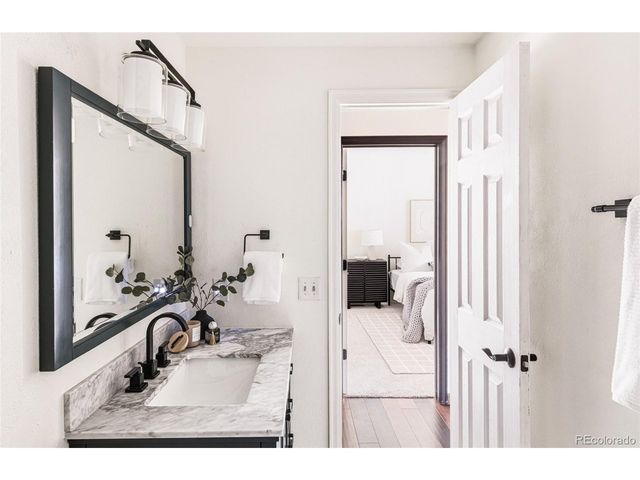 437 W Sycamore Ct, Louisville, CO 80027