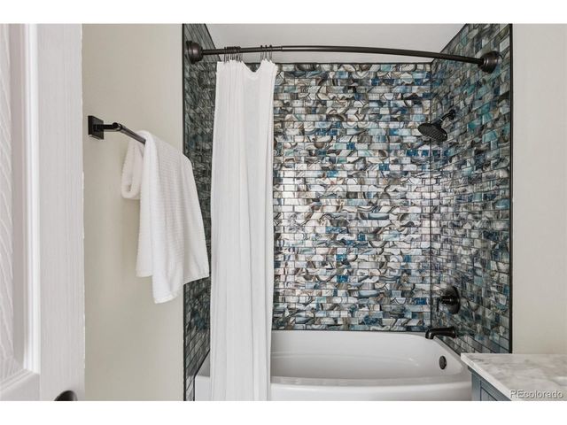 437 W Sycamore Ct, Louisville, CO 80027