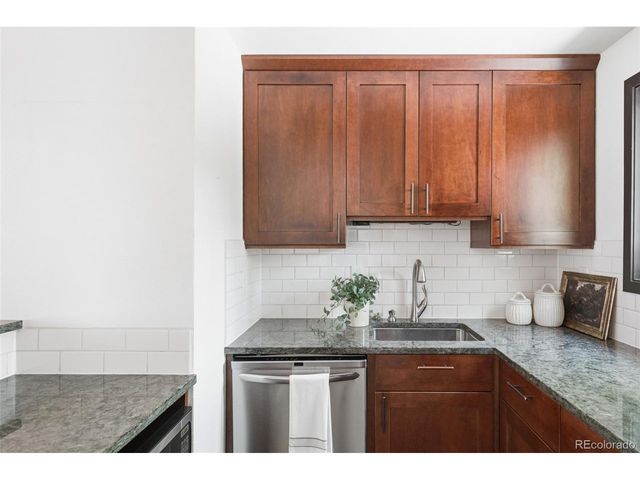 437 W Sycamore Ct, Louisville, CO 80027