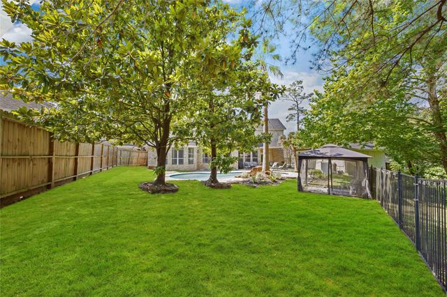 259 W Thorn Way, Houston, TX 77015