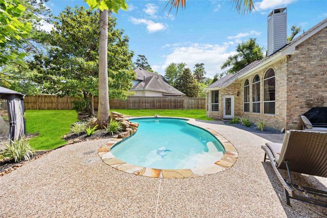 259 W Thorn Way, Houston, TX 77015