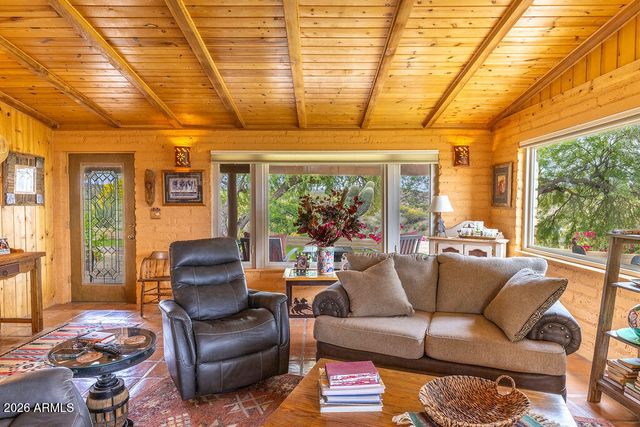 1305 JACK BURDEN Road, Wickenburg, AZ 85390