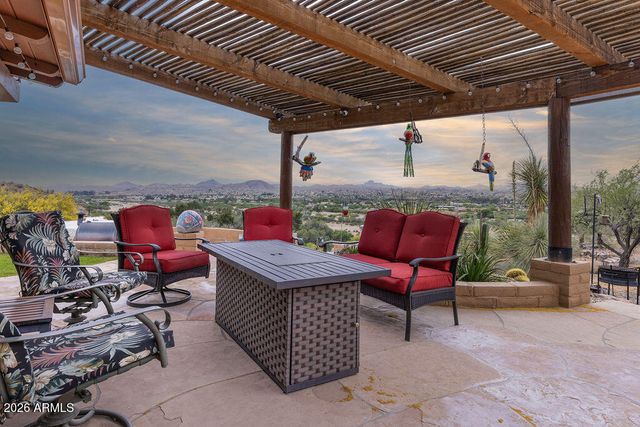 1305 JACK BURDEN Road, Wickenburg, AZ 85390
