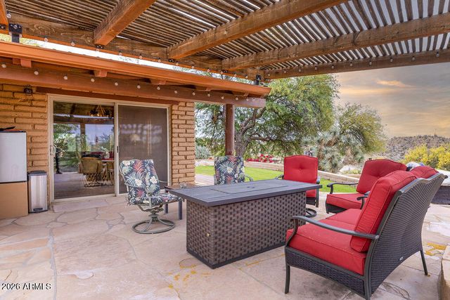 1305 JACK BURDEN Road, Wickenburg, AZ 85390